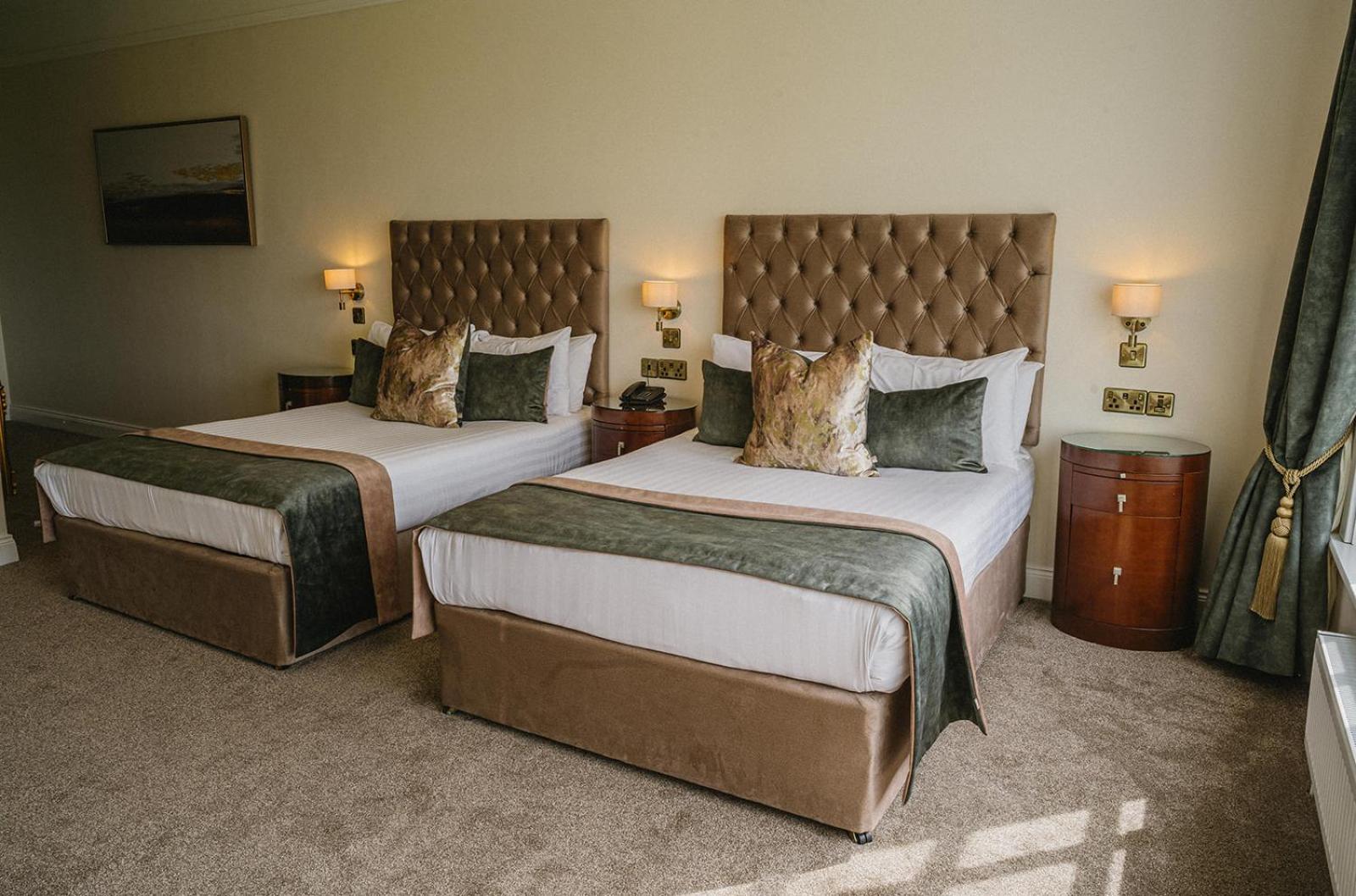 Crover House Hotel & Golf Club Mountnugent Dış mekan fotoğraf