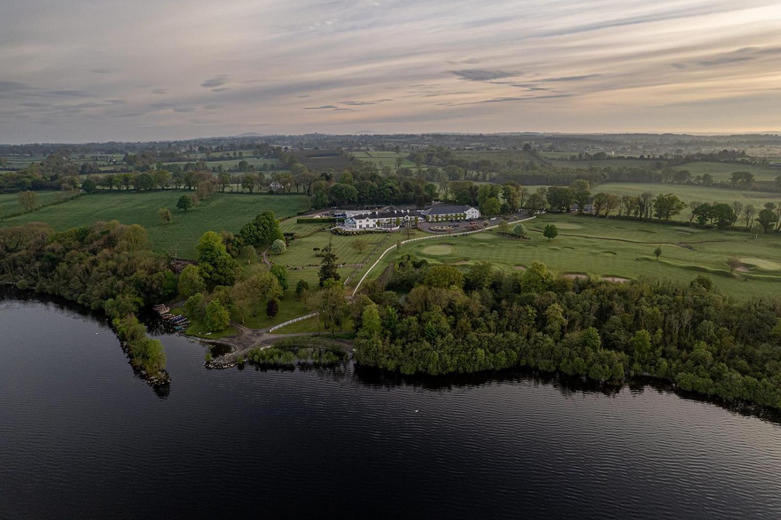 Crover House Hotel & Golf Club Mountnugent Dış mekan fotoğraf