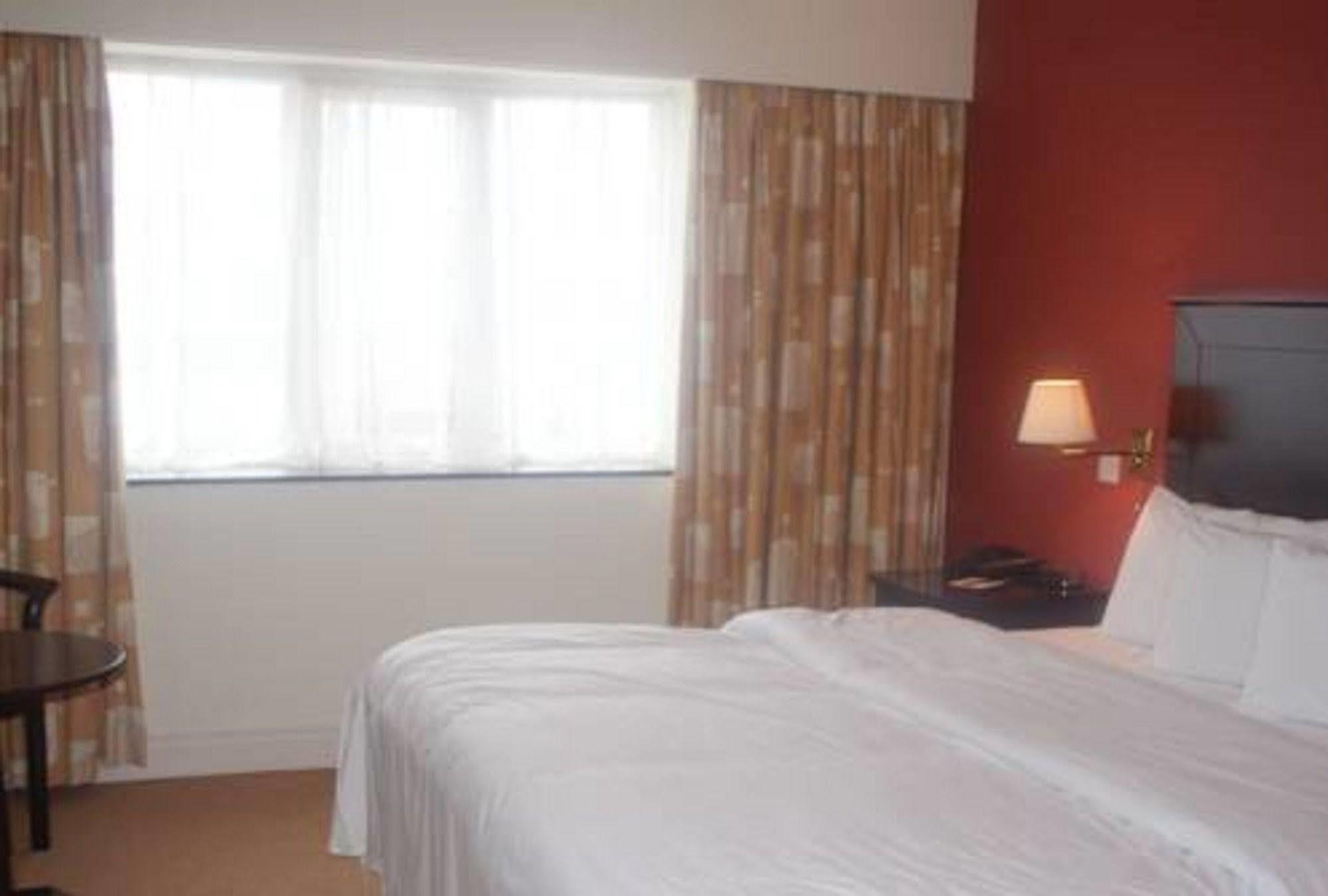 Crover House Hotel & Golf Club Mountnugent Dış mekan fotoğraf